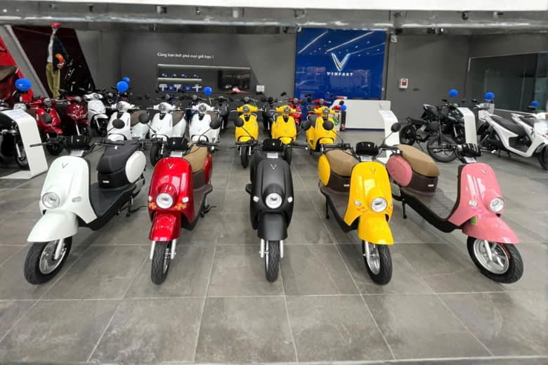 VinFast Motio 6 Xe máy điện VinFast Motio có mấy màu?