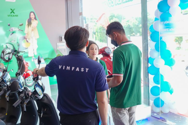 Khai trương cửa hàng xe máy điện VFXanh Bình Chánh: điểm đến mới cho tín đồ mê xe điện VinFast 8 290