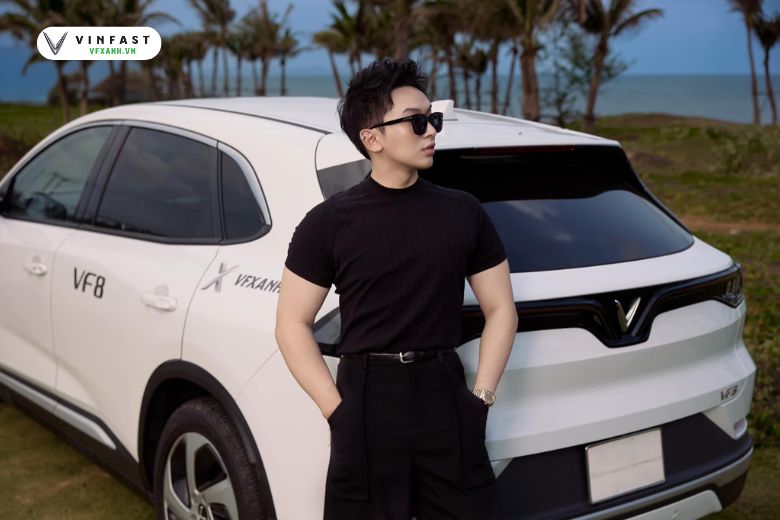 "MC của các hoa hậu" Phan Trung Hậu: "VF8- Khi sự tinh tế không cần lời giới thiệu" 3 317