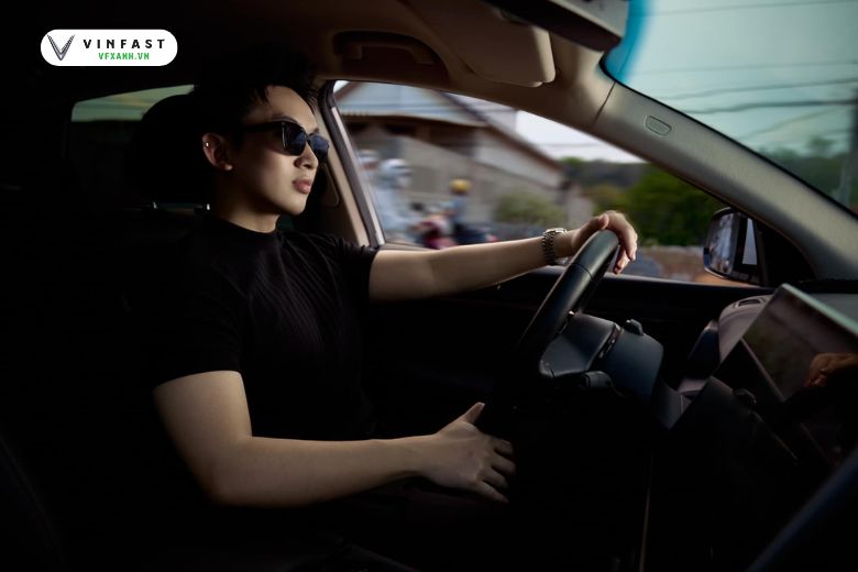 "MC của các hoa hậu" Phan Trung Hậu: "VF8- Khi sự tinh tế không cần lời giới thiệu" 6 318