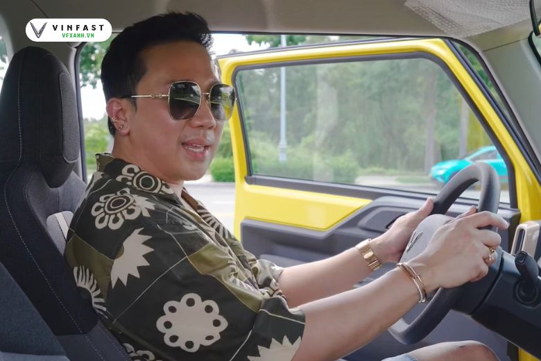 Mẫu xe điện từ VinFast khiến Trần Thành "Phải lòng" ngay từ ánh nhìn đầu tiên 3 Loc Blog Xe 38