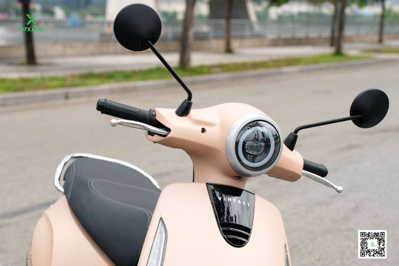 Vinfast Evo Grand ra mắt với pin tháo rời đi được 262km khi sạc đầy 4 107