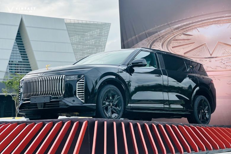 VinFast Limo Green tạo dấu ấn: 250 xe đồng loạt lăn bánh trên toàn quốc 7 387