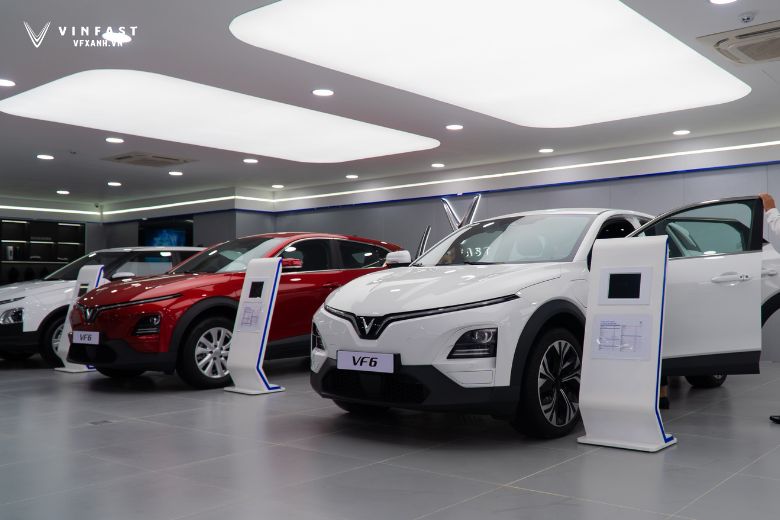 VF 6 và Toyota Yaris Cross thay đổi cục diện: Xe điện chiếm 1/3 thị phần CUV cỡ B 2 497 1