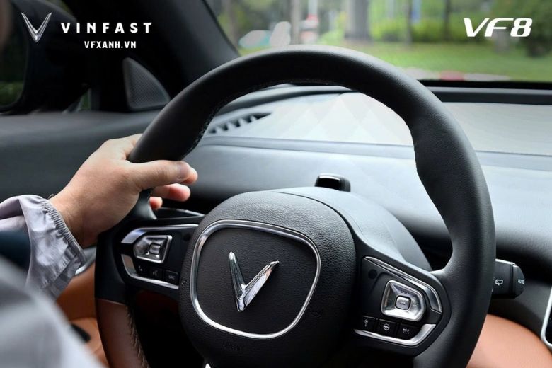 VinFast VF8: Vì sao SUV 5 chỗ này là lựa chọn 'đáng xuống tiền' nhất quanh mốc 1 tỷ đồng 2 13 1